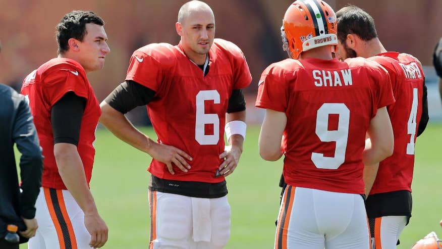 Browns Quarterbacks Football-1.jpg